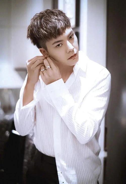 娱乐圈爆料cp最新是谁,神秘CP组合浮出水面! 第2张 娱乐圈爆料cp最新是谁,神秘CP组合浮出水面! 第2张